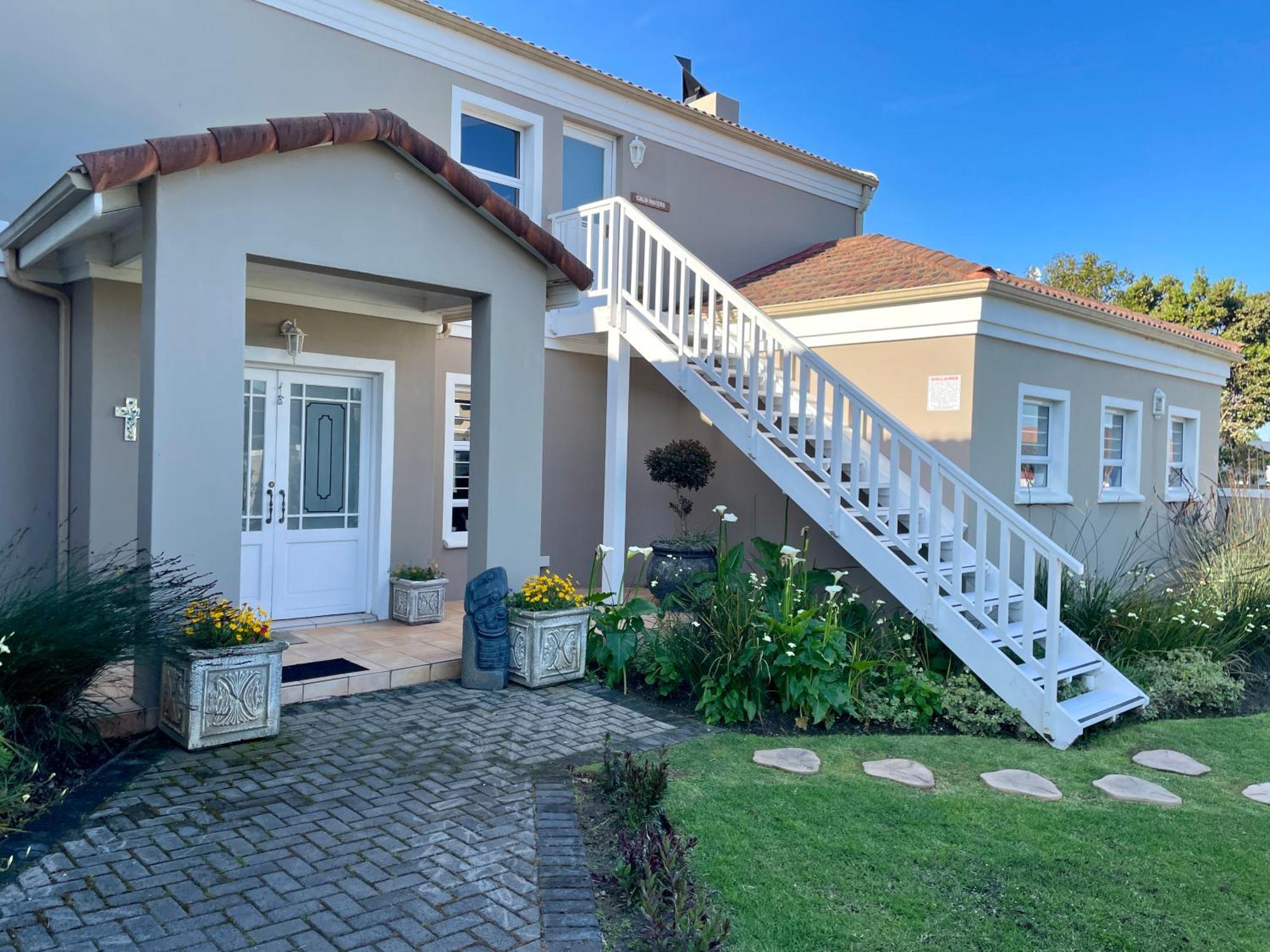 Calm Waters Guesthouse Plettenberg Bay Exterior foto